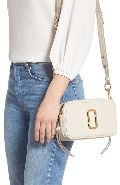 marc jacobs thick strap crossbody.